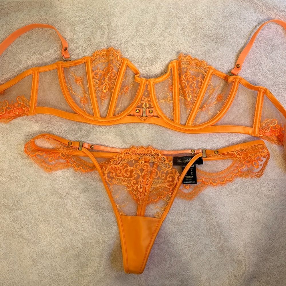 Honey Bridette Orange set